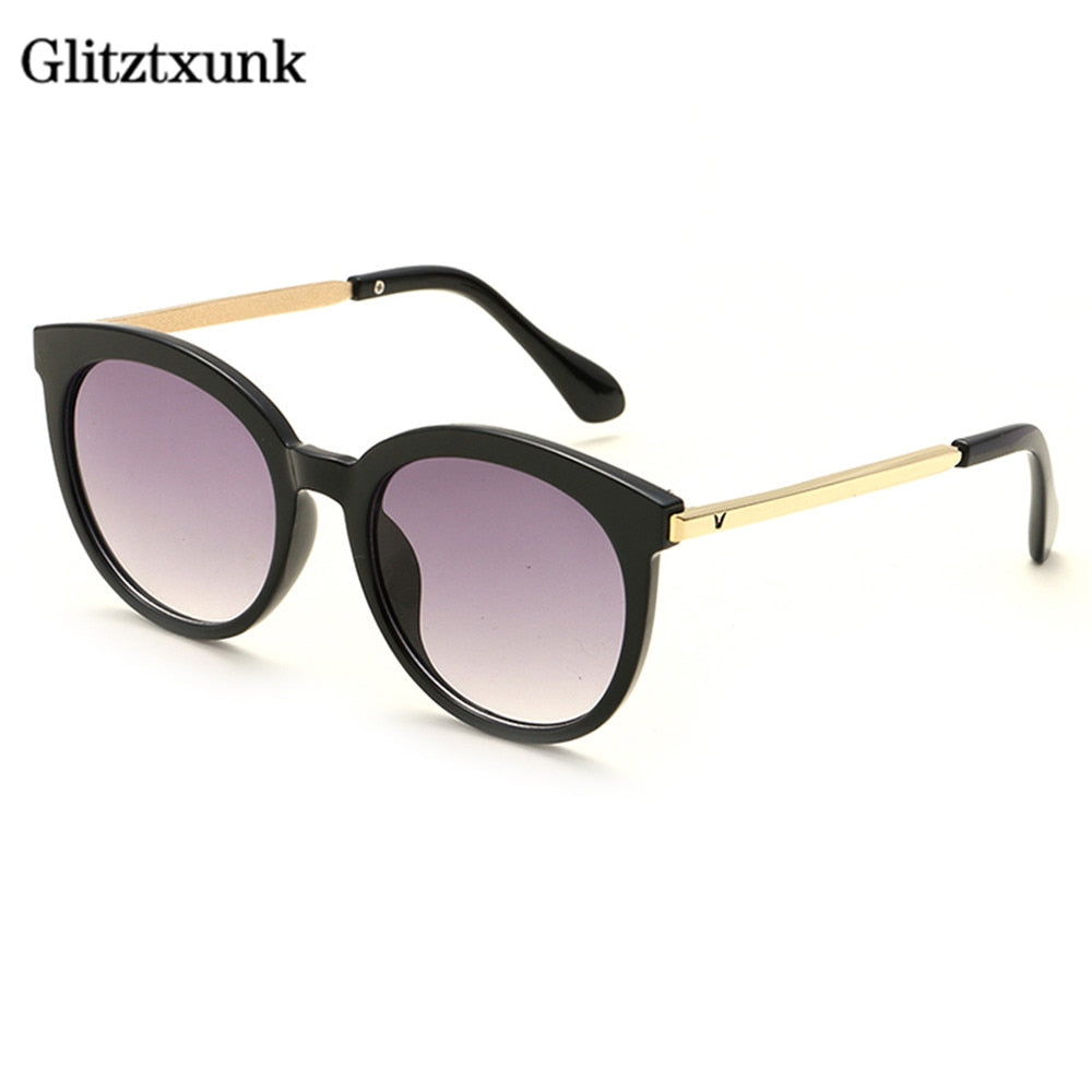 Glitztxunk 2018 Children Sunglasses for Girls Boys Kids Sunglass Classic Fashion Baby Eyewear Beach Outdoor Sport Goggle UV400