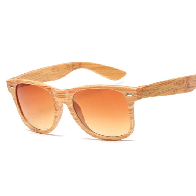 Fashion Square Sunglasses Women Designer Luxury Man/Women Black Sun Glasses Male Female Classic Vintage Imitation Wood Grain